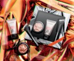 holiday-2018_mac-shiny-pretty-things-kits_009_promo.jpg