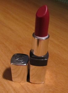 29 by Lydia Mondavi Wine Critic Reserves Moisturizing Lipstick USED.JPG