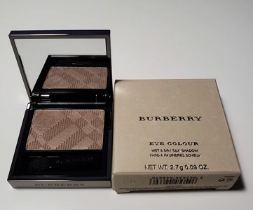 Burberry Pale Barley Eye Colour Wet & Dry Silk Shadow USED.jpg