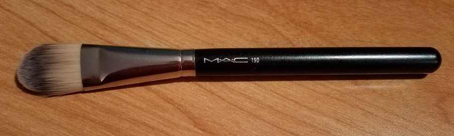 MAC #190 Foundation Brush USED.jpg