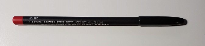 MAC Ablaze Lip Pencil USED.jpg