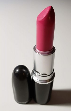 MAC Aim For Gorgeous Matte Lipstick USED.jpg