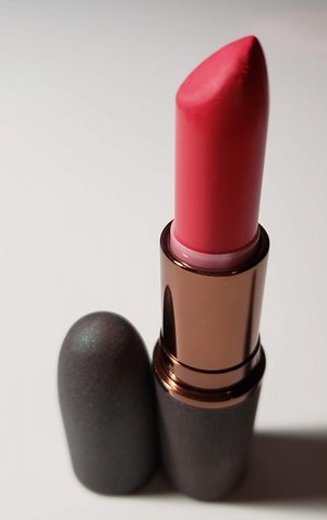 MAC Burmese Kiss Matte Lipstick (Bao Bao Wan) USED.jpg