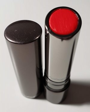 MAC Cherry Glaze Huggable Lipcolour USED.jpg