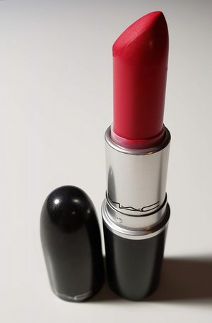 MAC Damn Glamorous Matte Lipstick USED.jpg