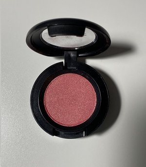 MAC Got Heart Lustre Eye Shadow USED.jpg