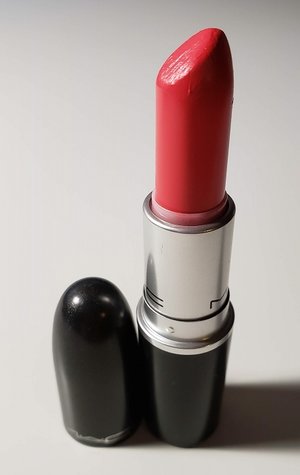 MAC Make Me Gorgeous Amplified Lipstick USED.jpg