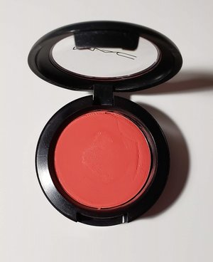 MAC Out For Fun Casual Colour Lip & Cheek Colour USED.jpg