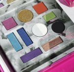 Urban-Decay-Kristen-Leanne-Kaleidoscope-Dream-Palette.jpg