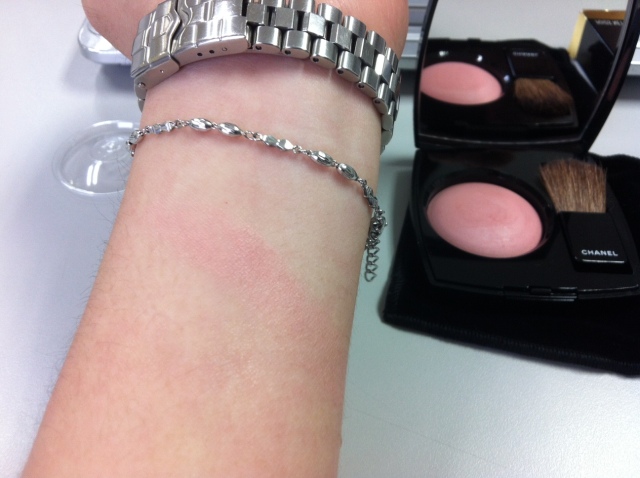 Chanel Joues Contraste blushes, Page 35