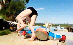 e779ae93_tumblr_narv0ramkN1r48rx5o7_250.gif